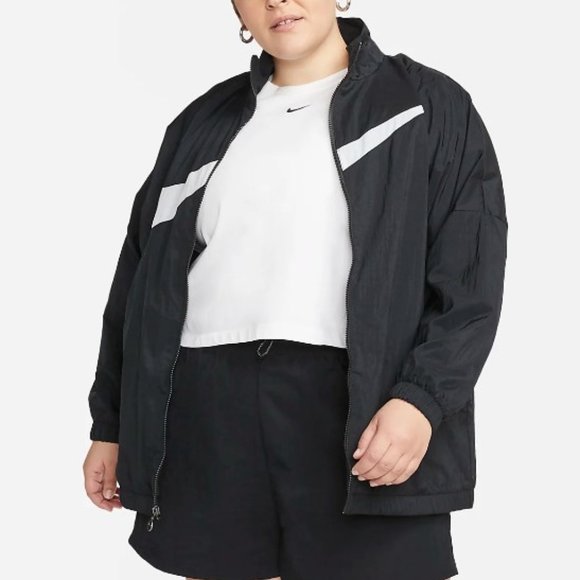 Nike Sportswear Essential Woven Jacket 1X - Picture 2 of 15